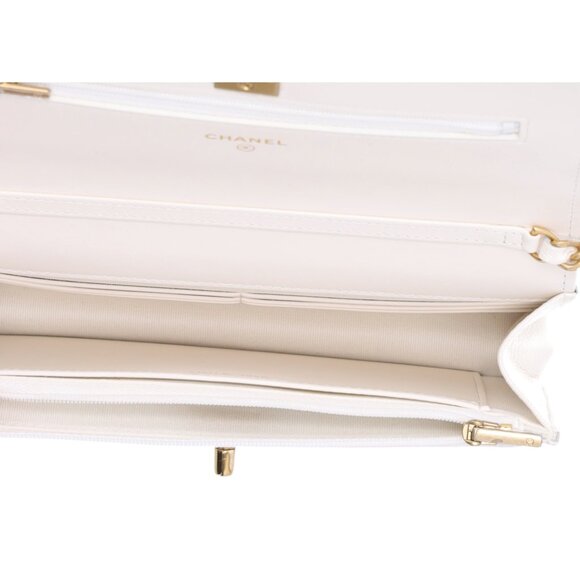 CHANEL Fit For You Wallet On Chain WOC Pearly Caviar Quilted Iridescent White - Picture 9 of 9